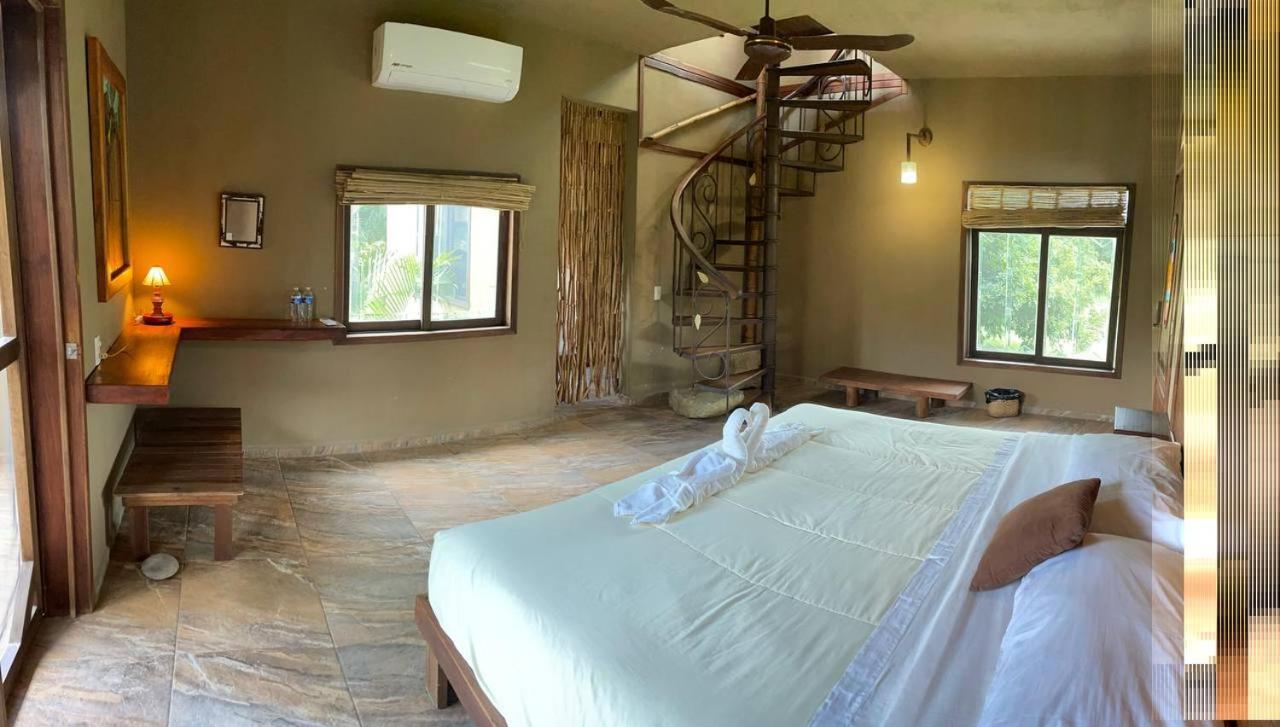 Villas Adriana, Palenque Exteriör bild